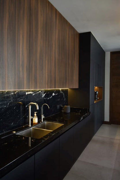 Amalfi Noce Metallic ULTRA PEARL by ULTRAPAN