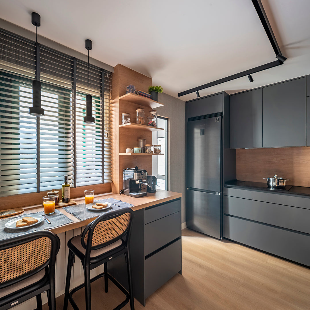 Outer Space ULTRA-GLOSS by ULTRAPAN